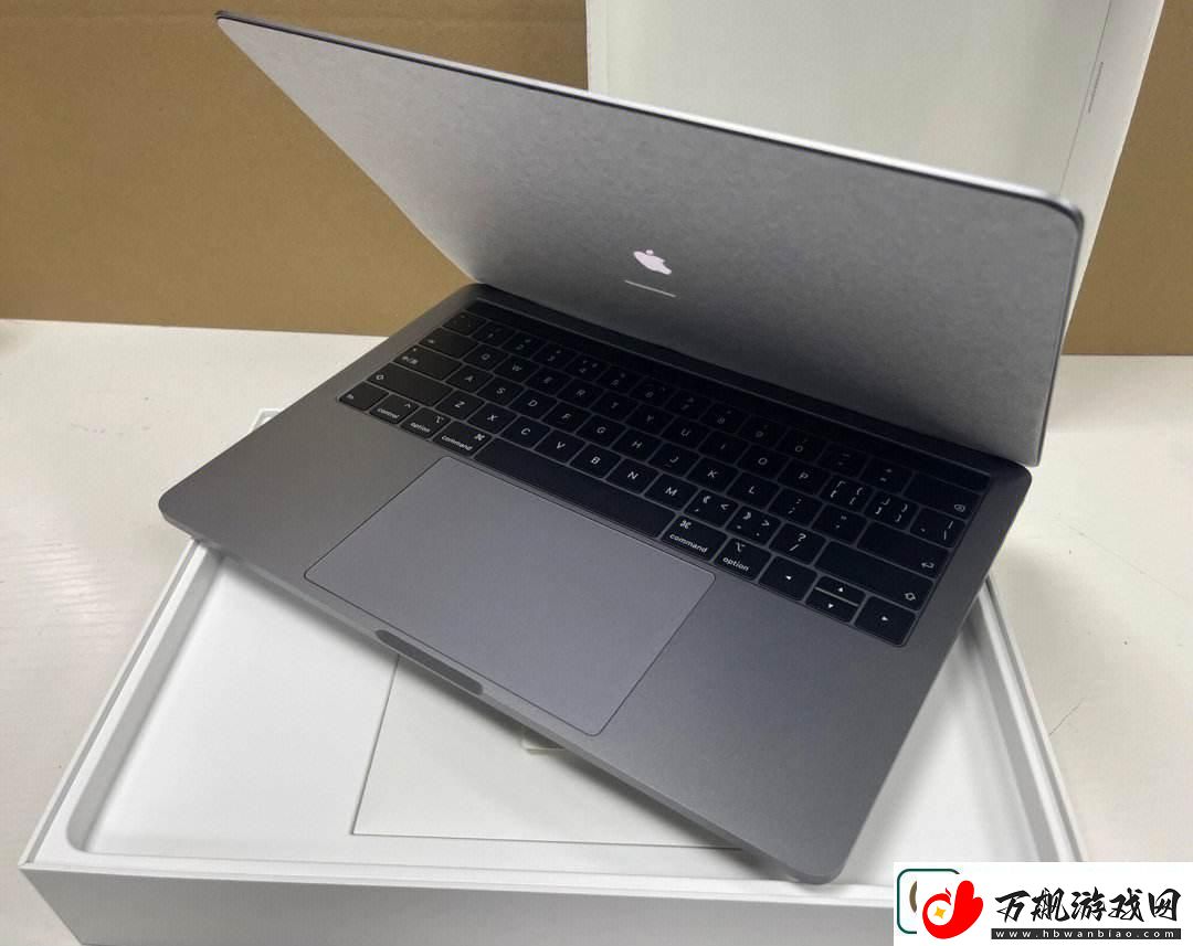 新款MacBookPro驾到友：这不是创新这是重新定义